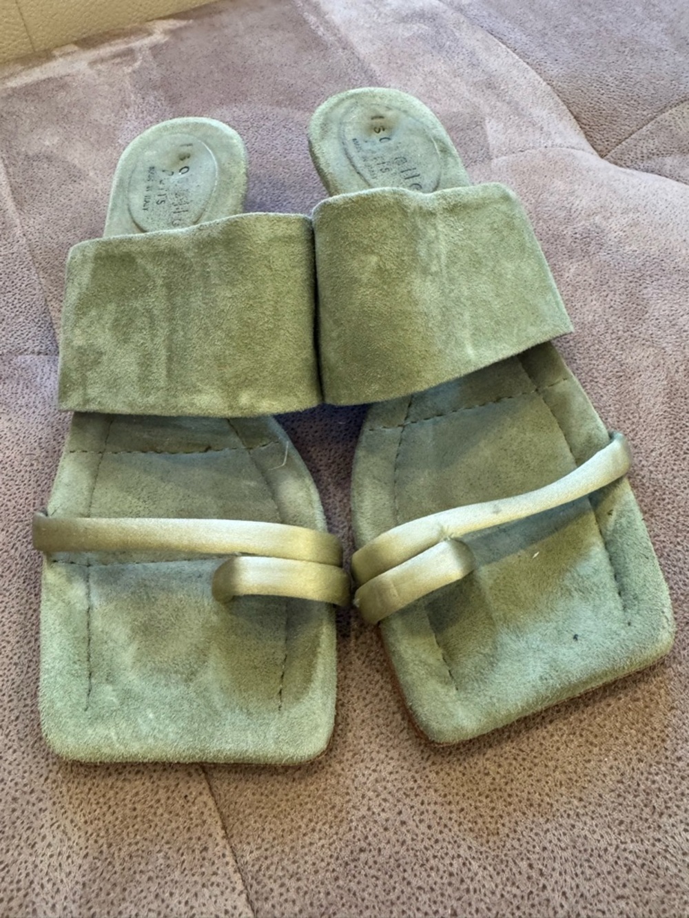 Vero Cuoio Olive Green Suede Slide Sandals